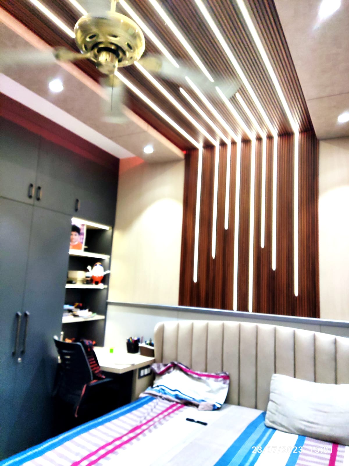 Raj Dhasmana Bedroom